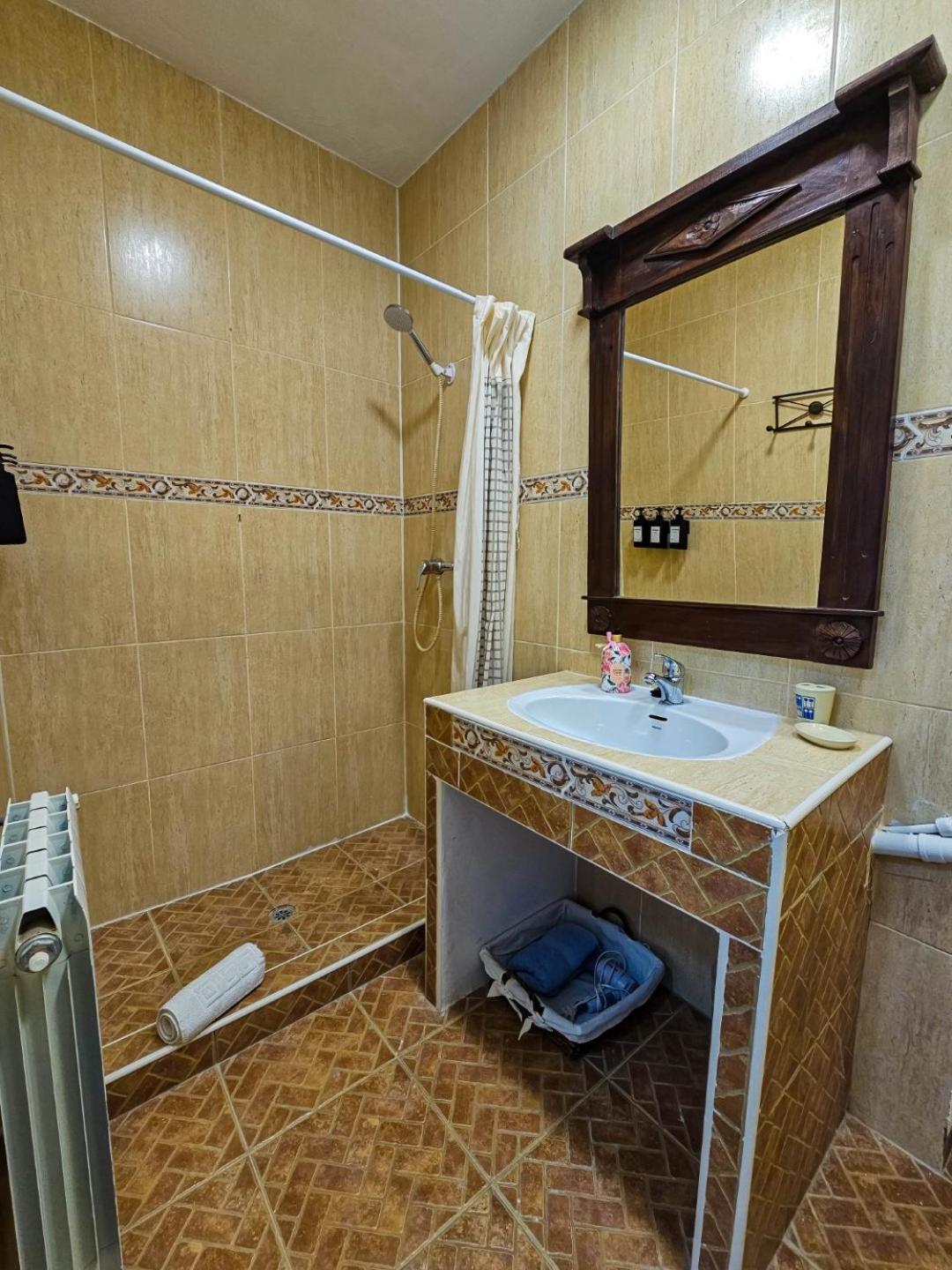 Casa Lourdes * Yeste